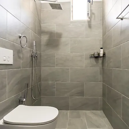 Daire 2 Near Center *